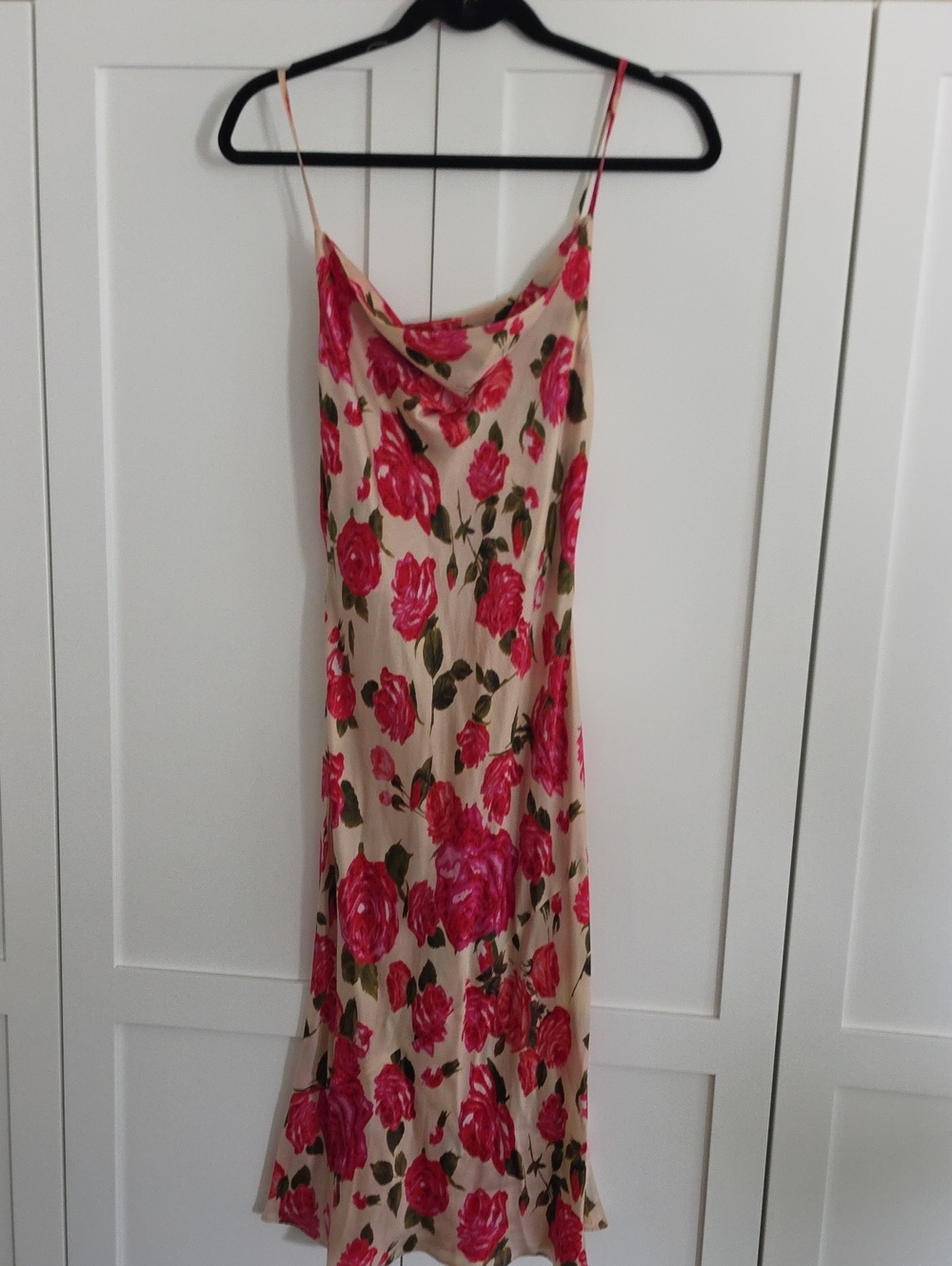 L'AGENCE Beige Slip Dress with Pink Rose Print
